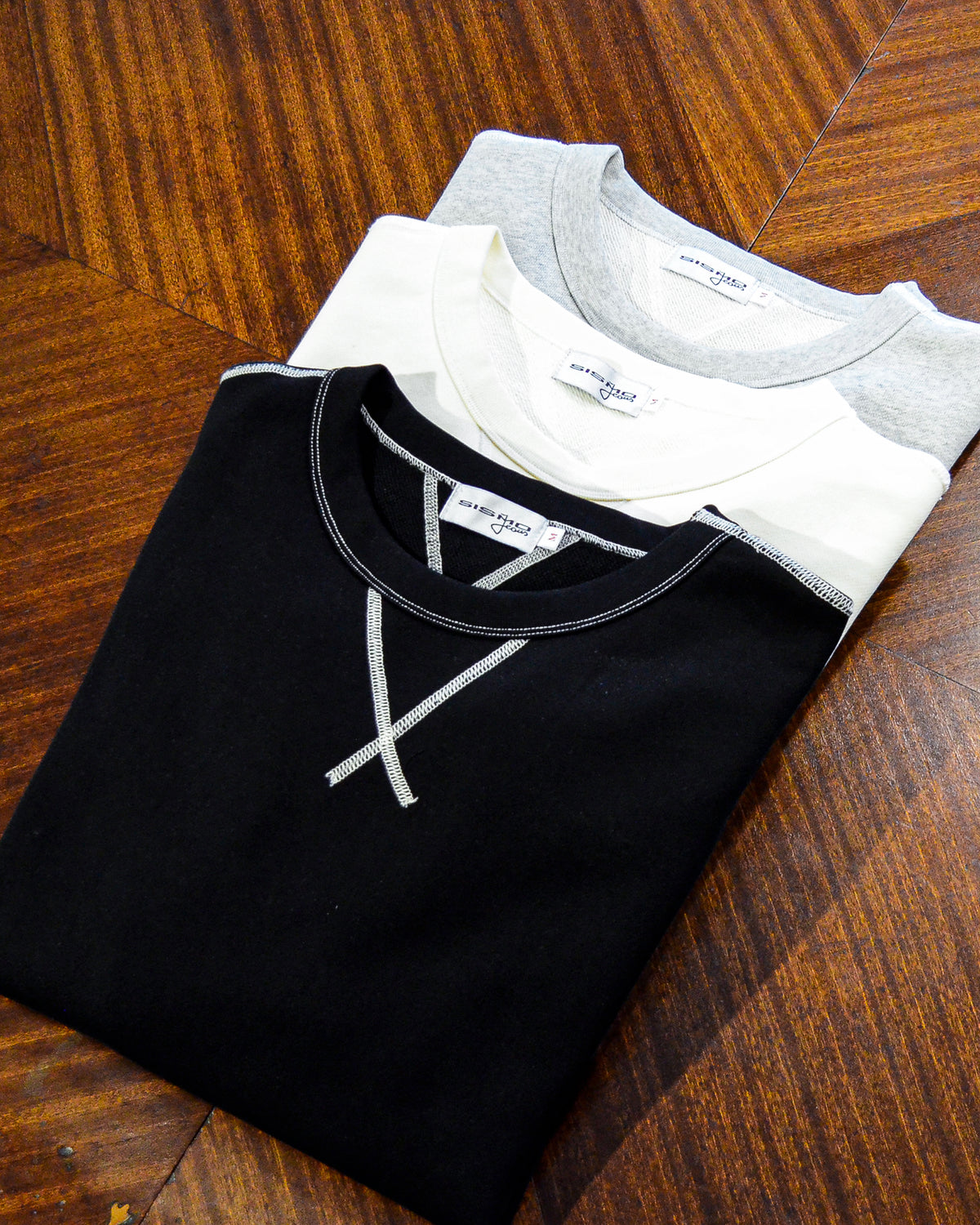 Sismo Lot 2002 Crewneck - Black