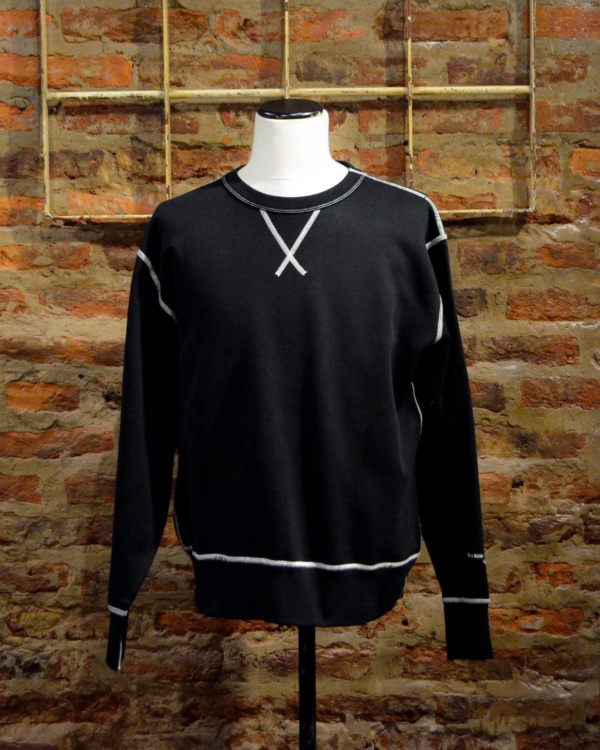 Sismo Lot 2002 Crewneck - Black